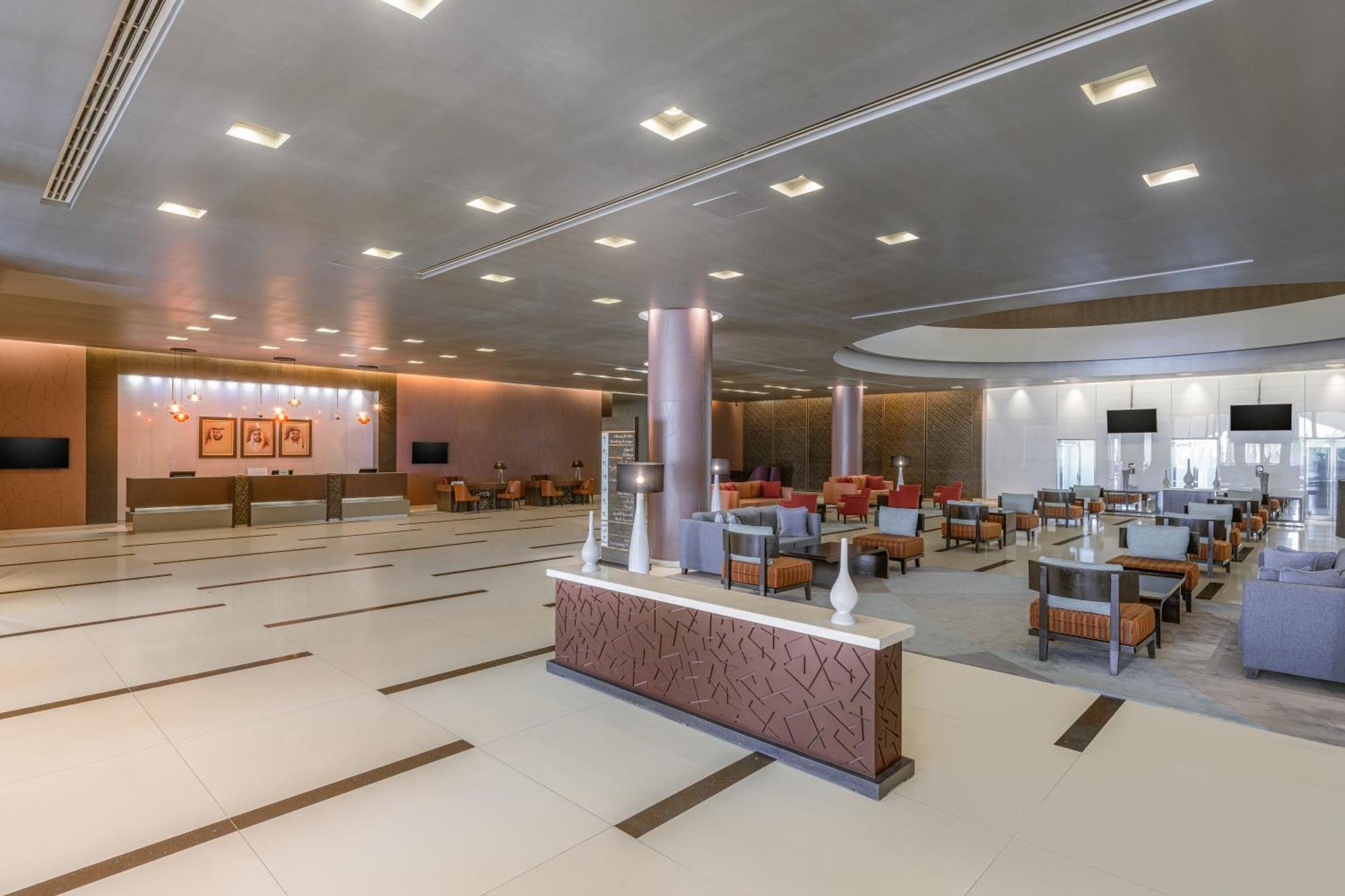 Four Points By Sheraton Al Ain Exterior photo The lounge at the airport