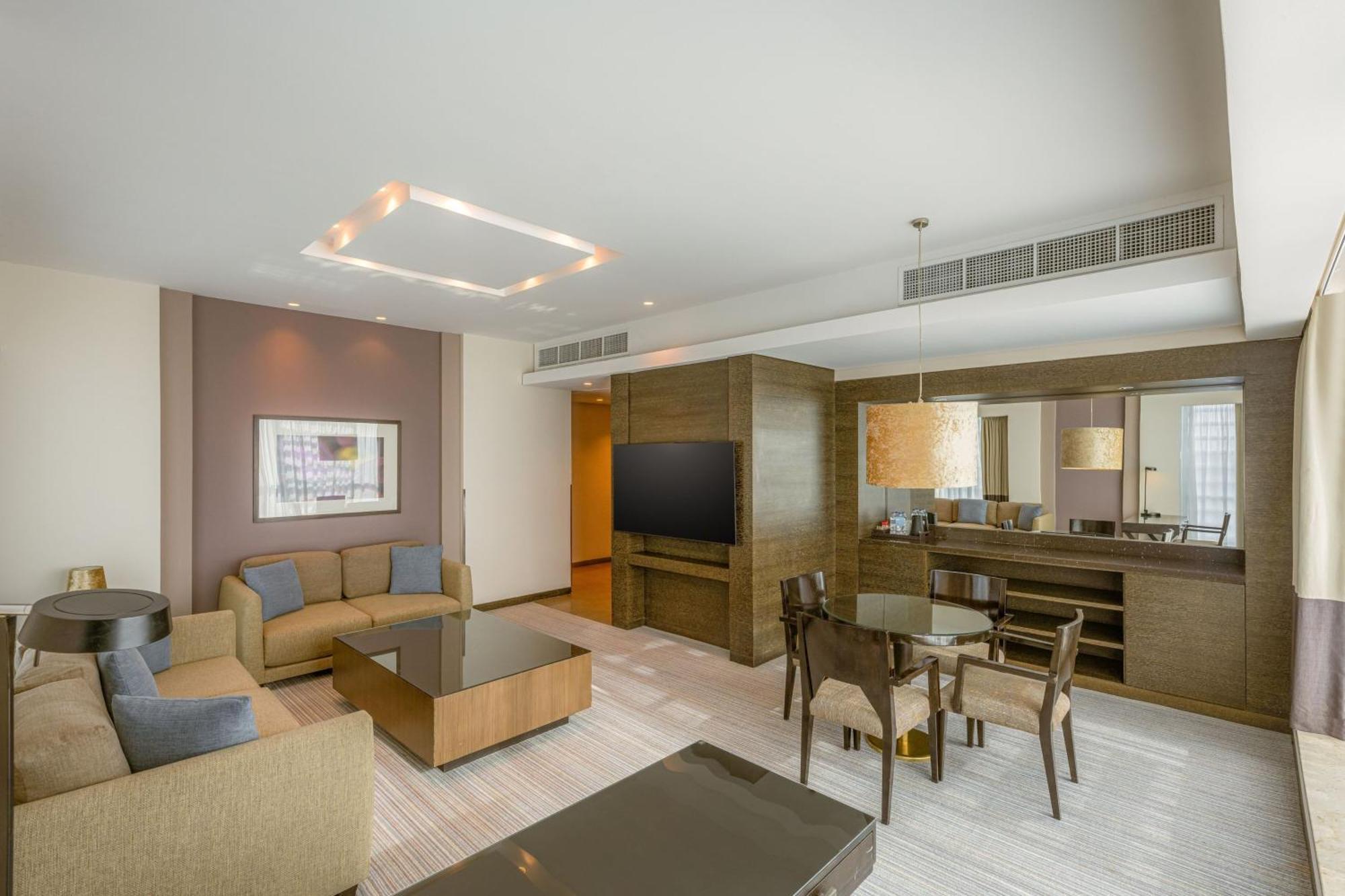 Four Points By Sheraton Al Ain Exterior photo