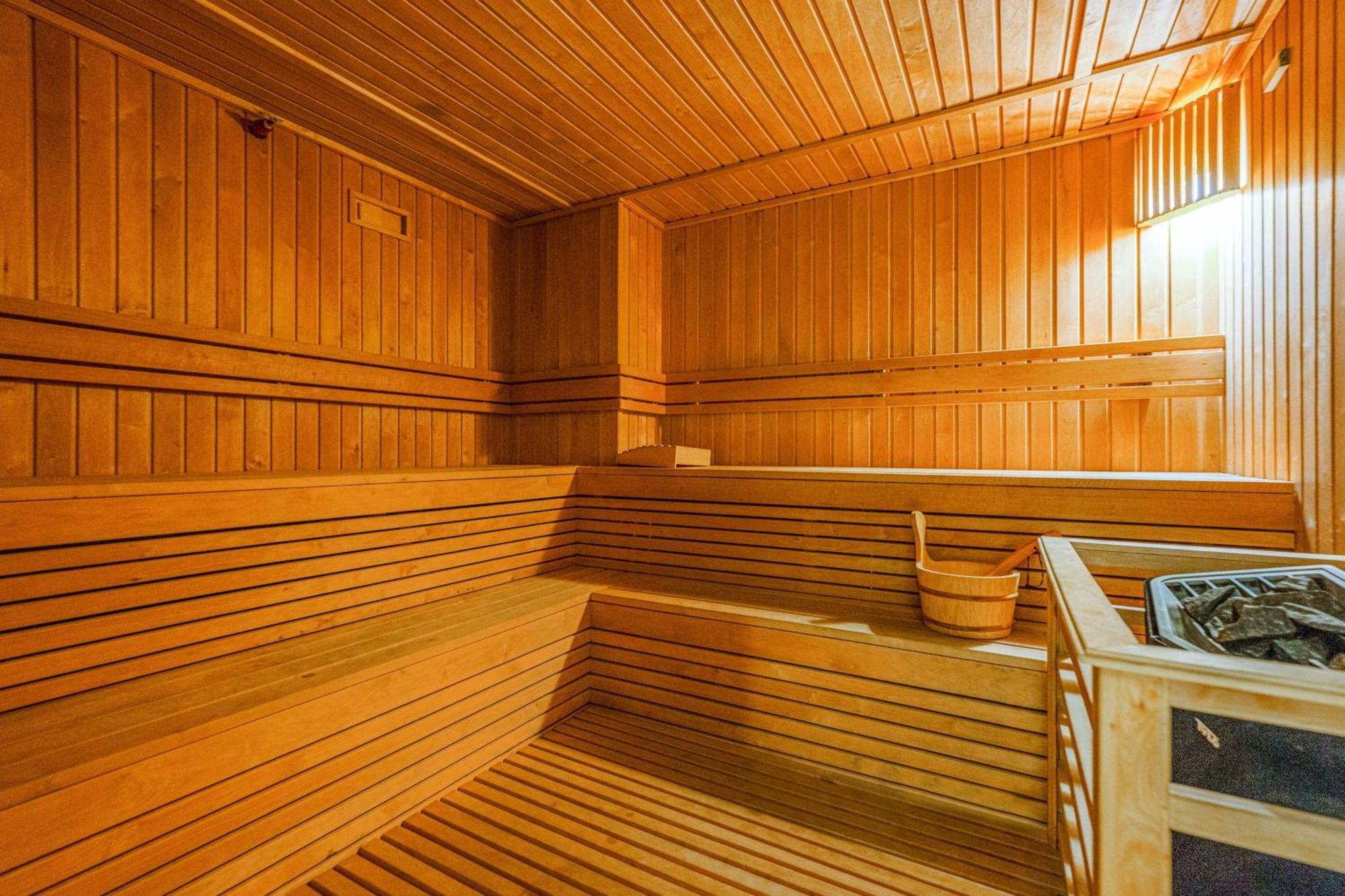 Four Points By Sheraton Al Ain Exterior photo A Finnish sauna